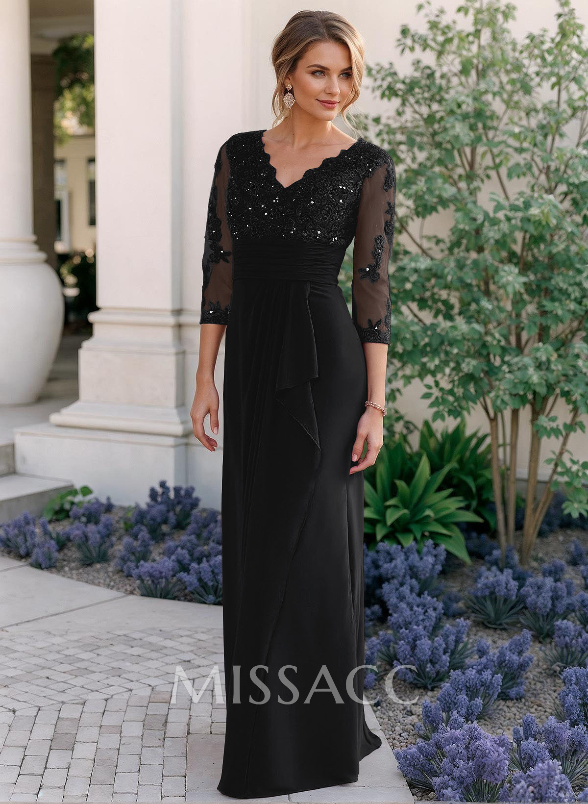 Sheath/Column V-Neck Chiffon Mother Of The Bride Dresses With Ruffle/Lace