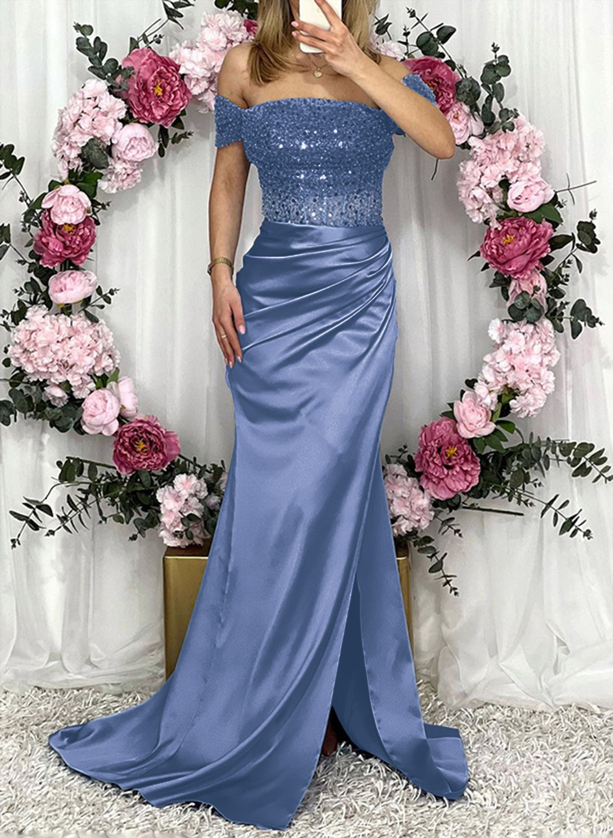 Sheath/Column Silk Like Satin/Sequined Prom Dresses With High Split