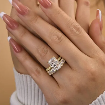 Luxury Elongated Radiant Cut Bridal Ring Set