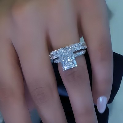 Maxine Luxurious Elongated Radiant Cut Wedding Ring Set