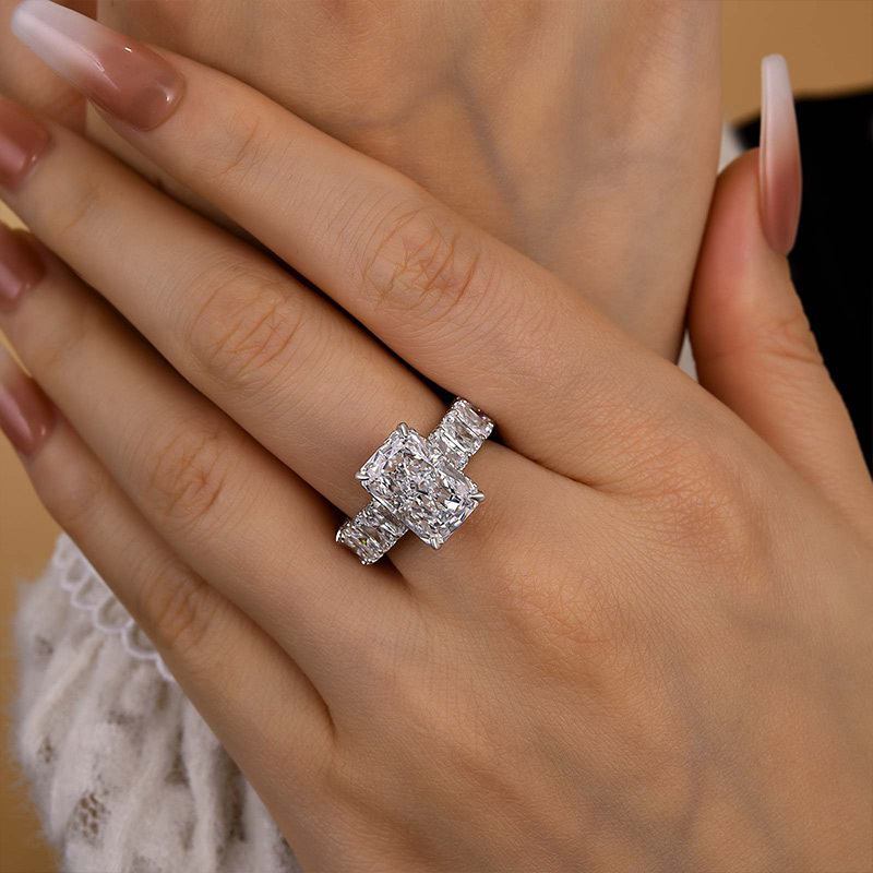 Gorgeous Radiant Cut Engagement Ring For Women In Sterling Silver