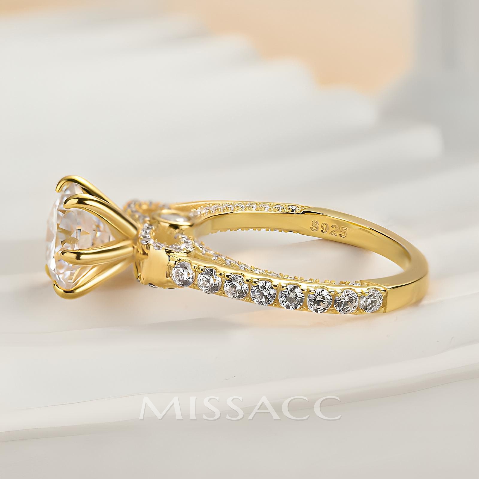 Moissanite Bow Base Design 2.0 Carat Engagement Ring Moissanite Bow Base Design 2.0 Carat Engagement Ring