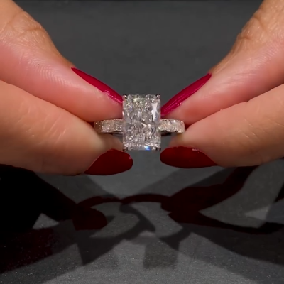 Classic Radiant Cut Women's Engagement Ring
