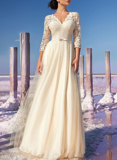 A-Line V-Neck 3/4 Sleeves Tulle Wedding Dresses With Appliques Lace