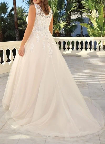 A-Line V-Neck Sleeveless Court Train Lace/Tulle Plus Size Wedding Dresses