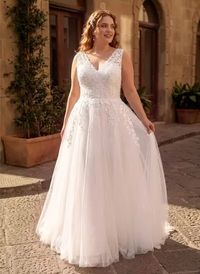 A-Line V-Neck Sleeveless Sweep Train Lace/Tulle Plus Size Wedding Dresses