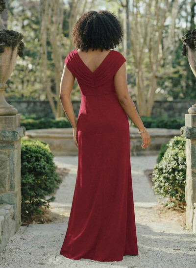 Sheath/Column V-Neck Sleeveless Crepe Satin Bridesmaid Dresses With Pleated