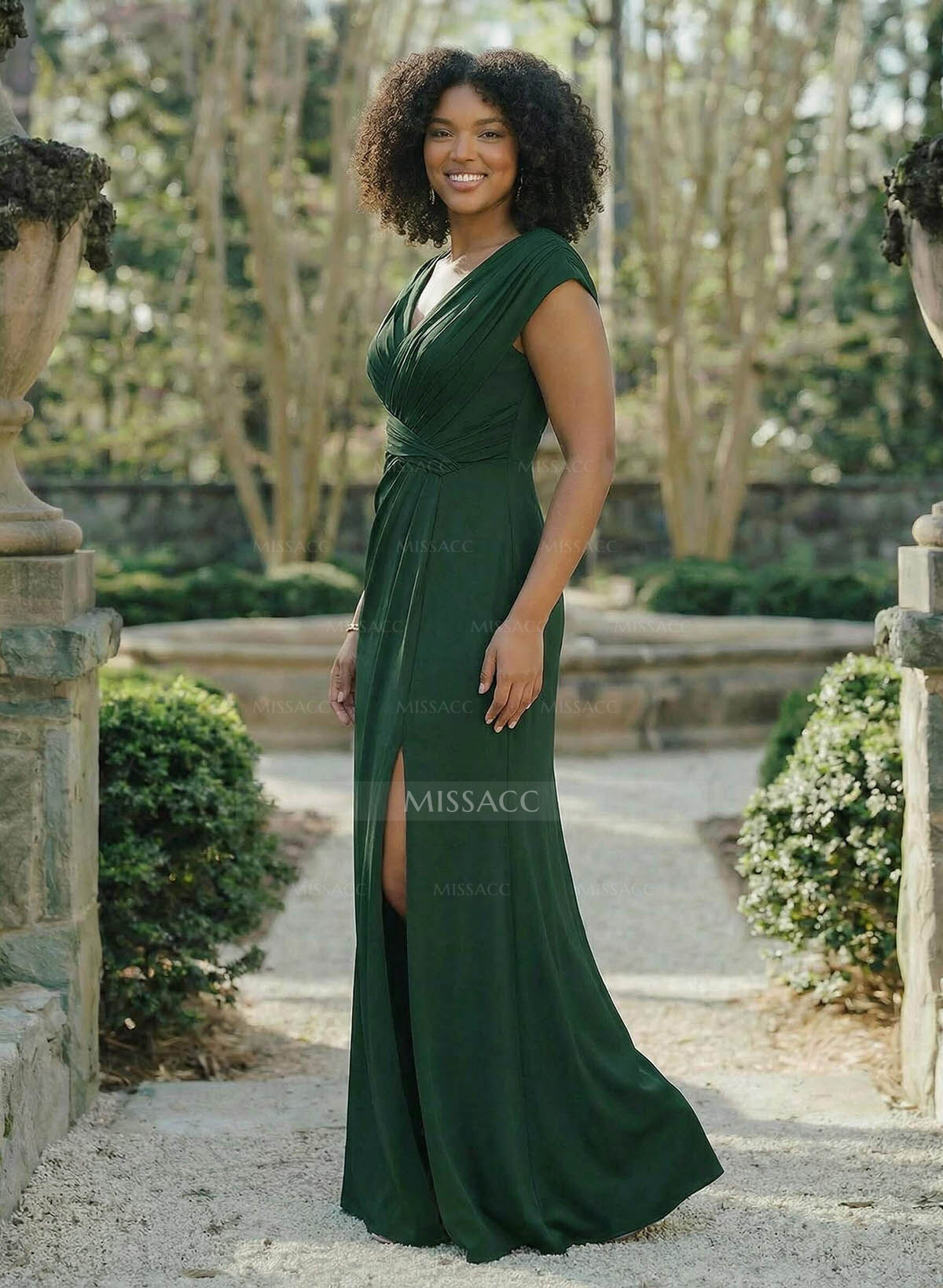 Sheath/Column V-Neck Sleeveless Crepe Satin Bridesmaid Dresses With Pleated