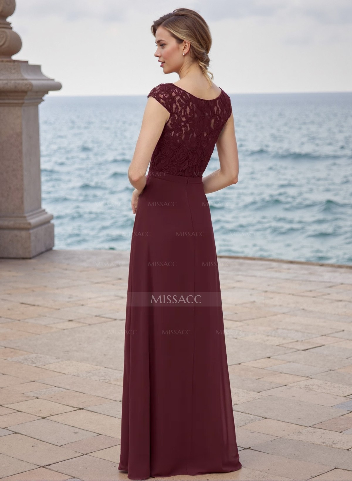 A-Line Scoop Neck Floor-Length Chiffon Bridesmaid Dresses With Lace