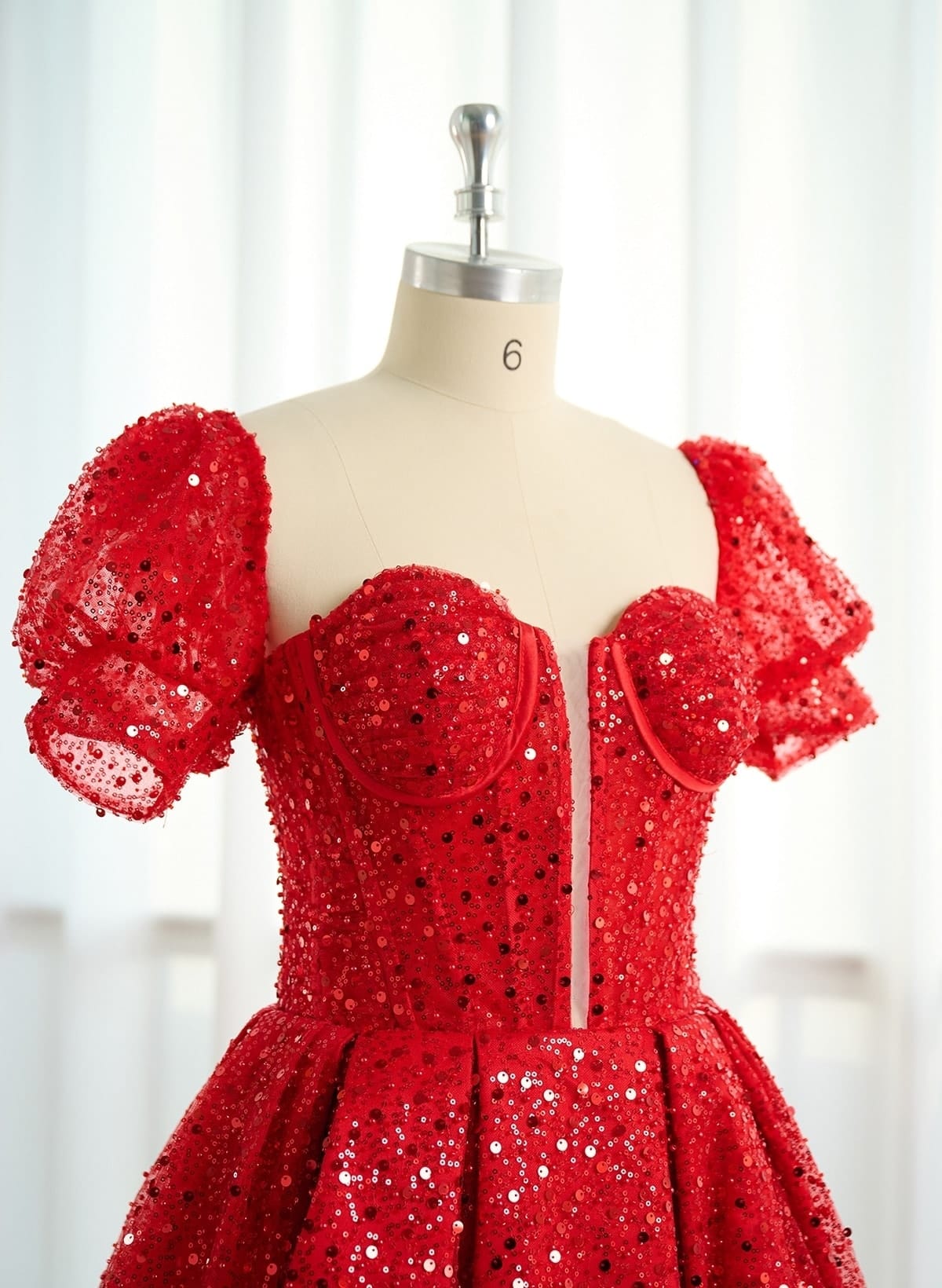 Ball-Gown Sweetheart Short Sleeves Sequined(Non-Stretch) Homecoming Dresses