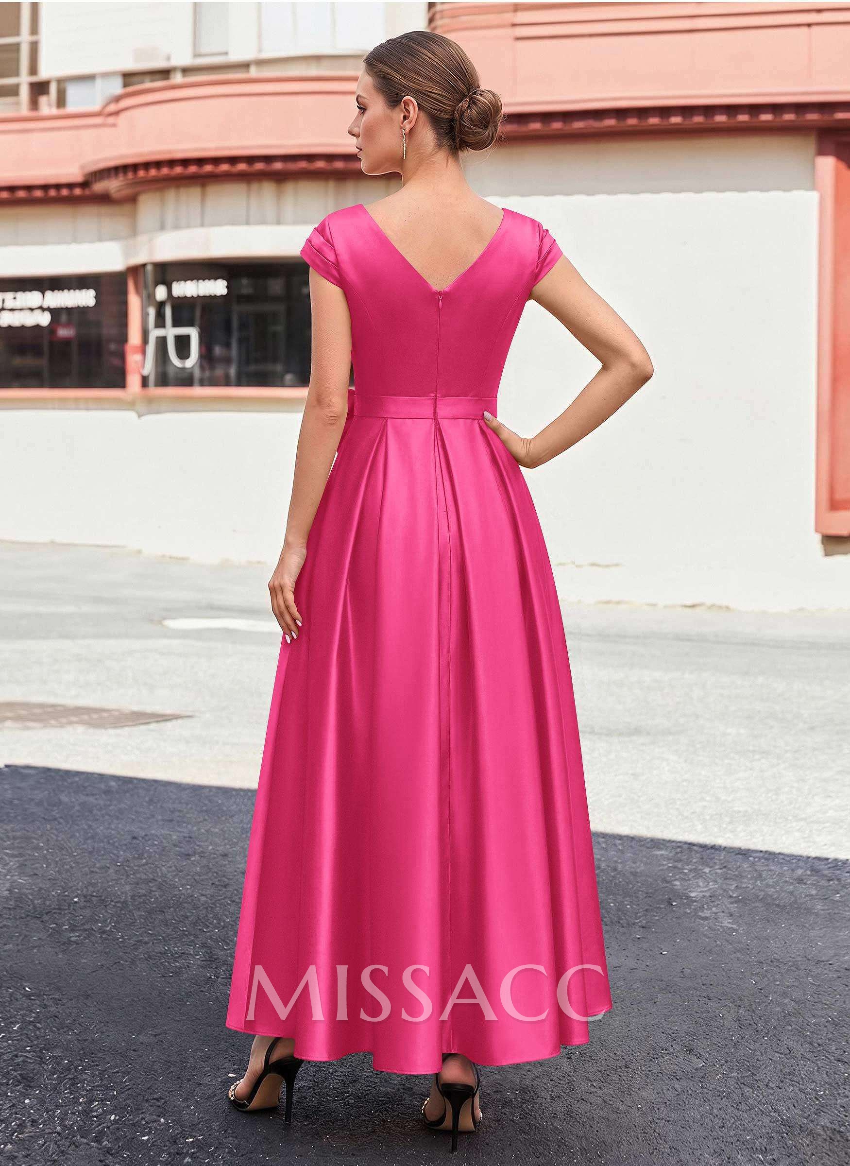 A-Line V-Neck Sleeveless Satin Mother Of The Bride Dresses With Bow(s)/Pockets