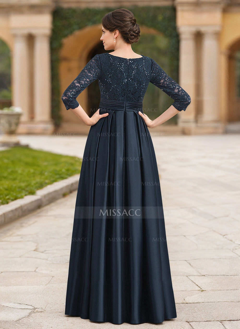 A-Line V-Neck 3/4 Sleeves Satin Mother Of The Bride Dresses With Bow(s)/Lace