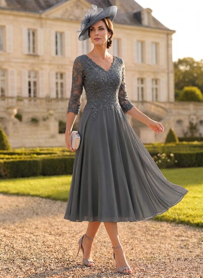 A-Line V-Neck 3/4 Sleeves Chiffon Mother Of The Bride Dresses With Lace