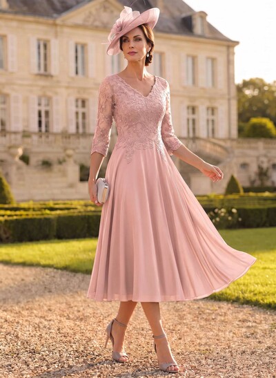 A-Line V-Neck 3/4 Sleeves Chiffon Mother Of The Bride Dresses With Lace