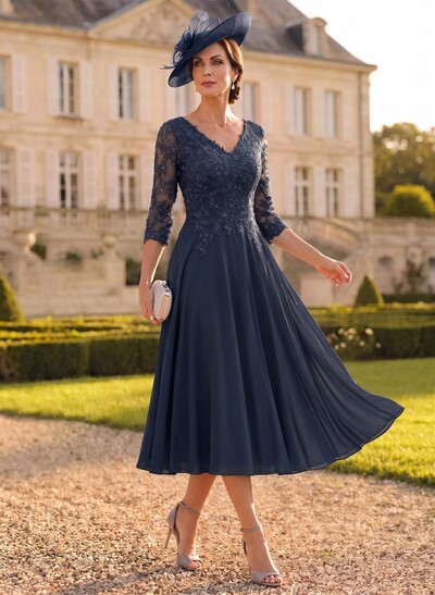 A-Line V-Neck 3/4 Sleeves Chiffon Mother Of The Bride Dresses With Lace