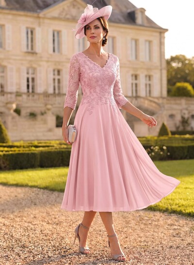 A-Line V-Neck 3/4 Sleeves Chiffon Mother Of The Bride Dresses With Lace