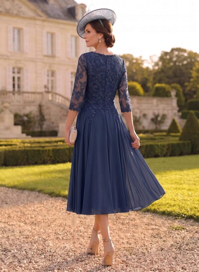 A-Line V-Neck 3/4 Sleeves Chiffon Mother Of The Bride Dresses With Lace