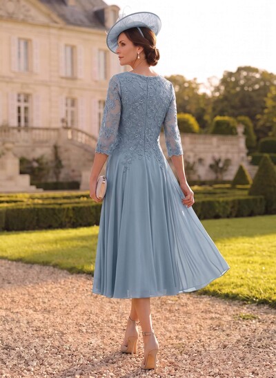 A-Line V-Neck 3/4 Sleeves Chiffon Mother Of The Bride Dresses With Lace
