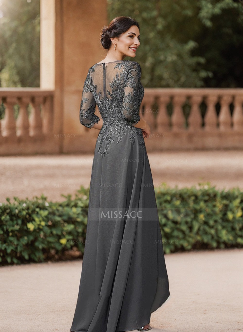 A-Line V-Neck 3/4 Sleeves Chiffon Mother Of The Bride Dresses With Lace