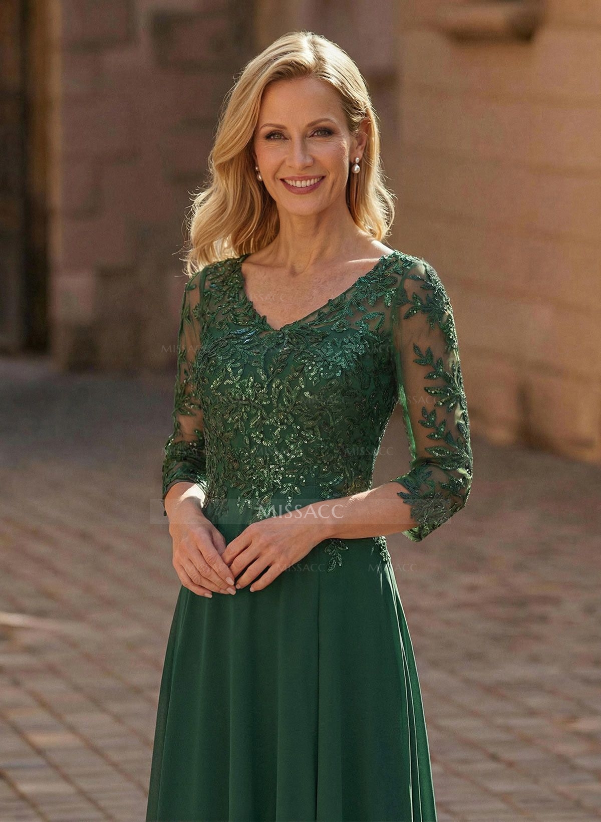 A-Line V-Neck 3/4 Sleeves Chiffon Mother Of The Bride Dresses With Lace