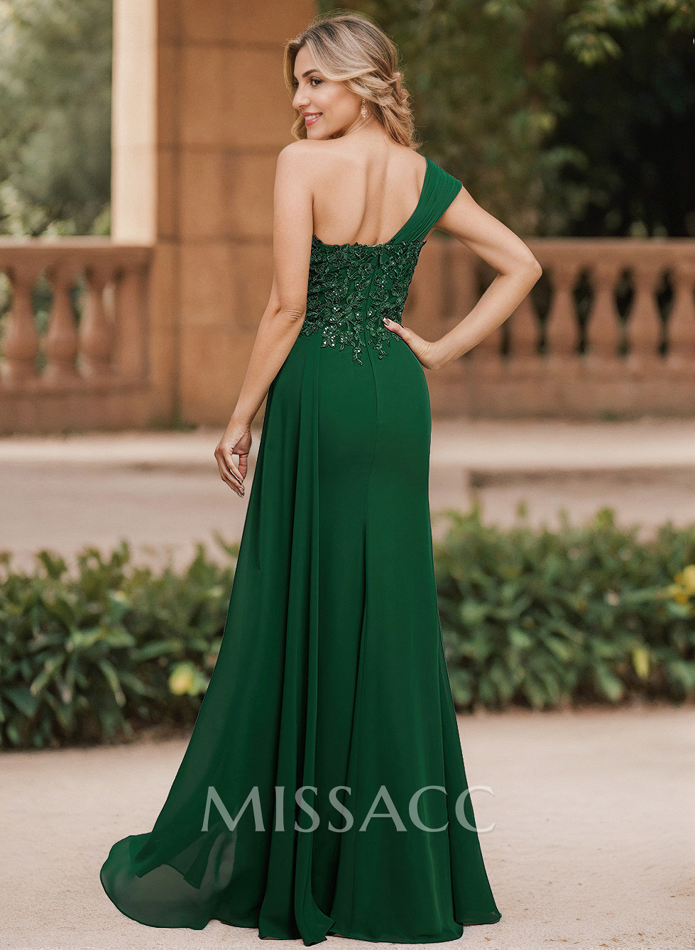 Sheath/Column Chiffon Mother Of The Bride Dresses With Lace/High Split