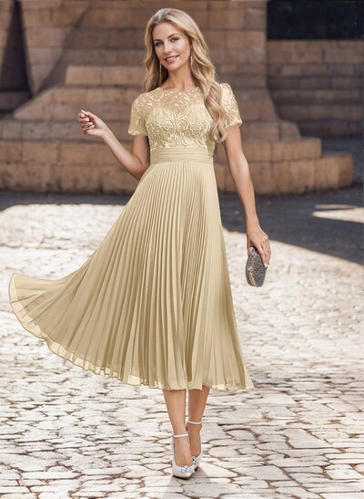 A-Line Scoop Neck Chiffon Mother Of The Bride Dresses With Lace/Pleated