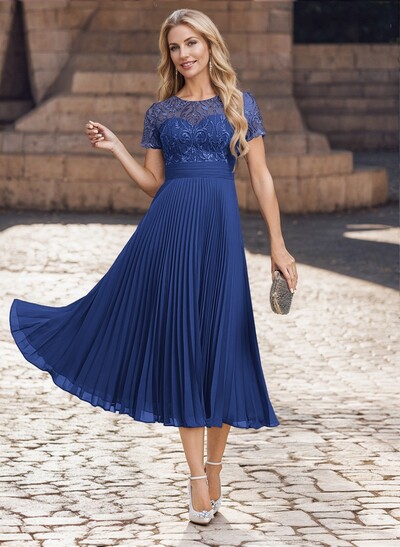 A-Line Scoop Neck Chiffon Mother Of The Bride Dresses With Lace/Pleated