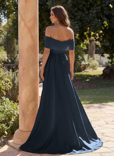 Trumpet/Mermaid Off-The-Shoulder Satin/Tulle Prom Dresses With Split Front