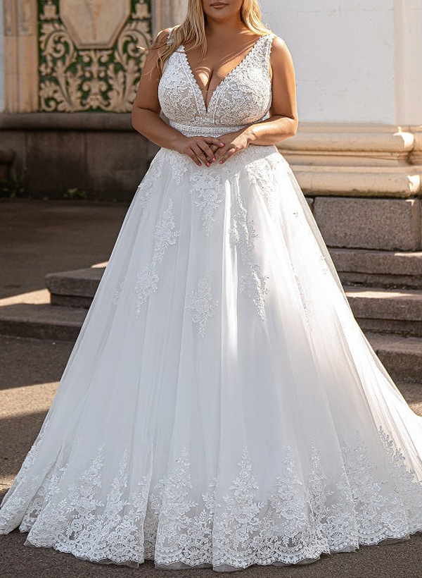 Plus Size A-Line V-Neck Sleeveless Court Train Tulle Wedding Dresses With Lace