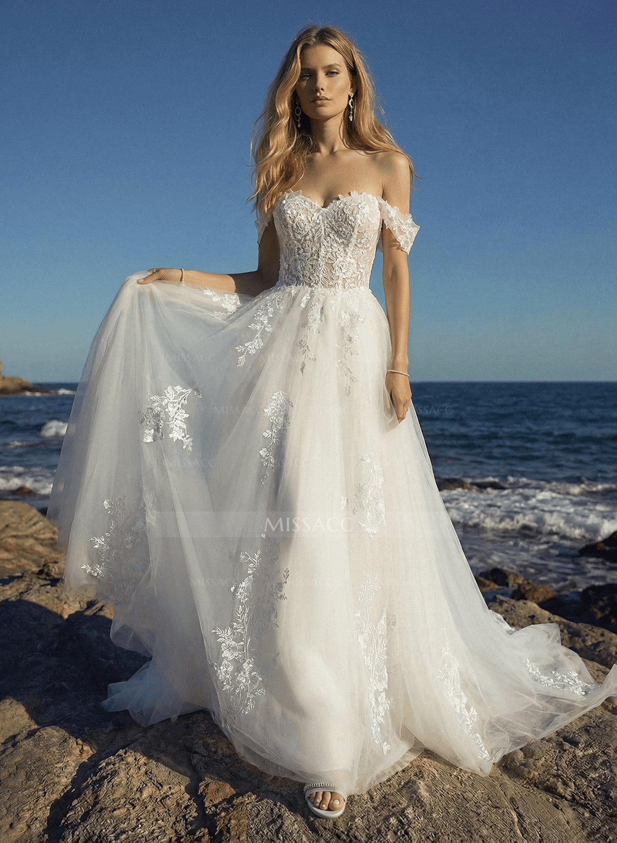 Plus Size A-Line Off-The-Shoulder Sweep Train Tulle Wedding Dresses With Lace