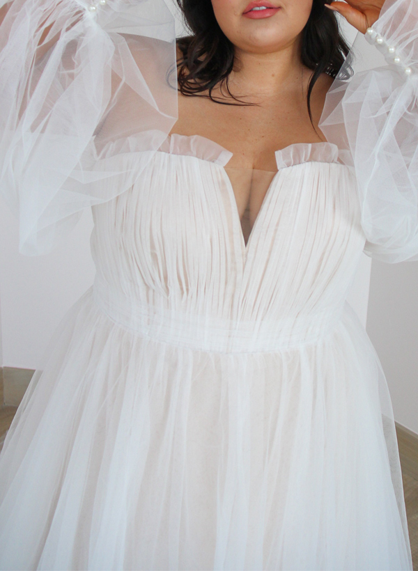 Plus Size A-Line Off-The-Shoulder Long Sleeves Court Train Tulle Wedding Dresses