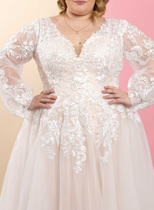 Plus Size A-Line V-Neck Floor-Length Tulle Wedding Dresses With Lace