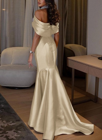 Trumpet/Mermaid Halter Sleeveless Sweep Train Satin Bridesmaid Dresses With Split Front