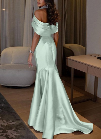 Trumpet/Mermaid Halter Sleeveless Sweep Train Satin Bridesmaid Dresses With Split Front