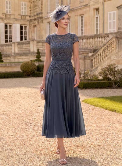 A-Line Chiffon(Non-Stretch) Mother Of The Bride Dresses With Appliques Lace