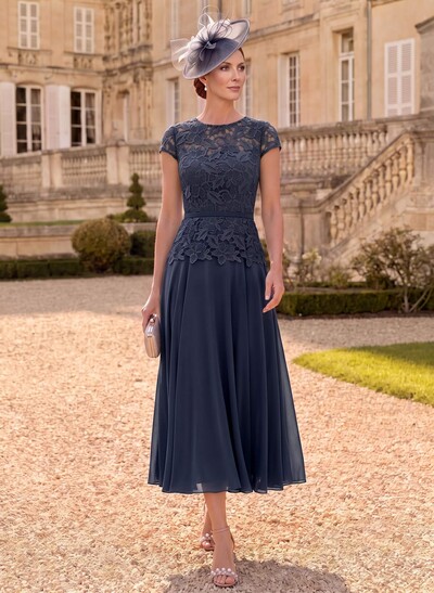 A-Line Chiffon(Non-Stretch) Mother Of The Bride Dresses With Appliques Lace