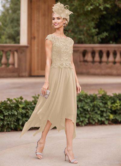 A-Line Scoop Neck Asymmetrical Chiffon Mother Of The Bride Dresses With Lace