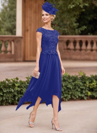 A-Line Scoop Neck Asymmetrical Chiffon Mother Of The Bride Dresses With Lace