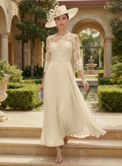 A-Line Scoop Neck Chiffon Mother Of The Bride Dresses With Lace/Pleated