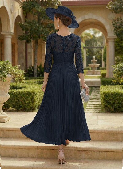 A-Line Scoop Neck Chiffon Mother Of The Bride Dresses With Lace/Pleated