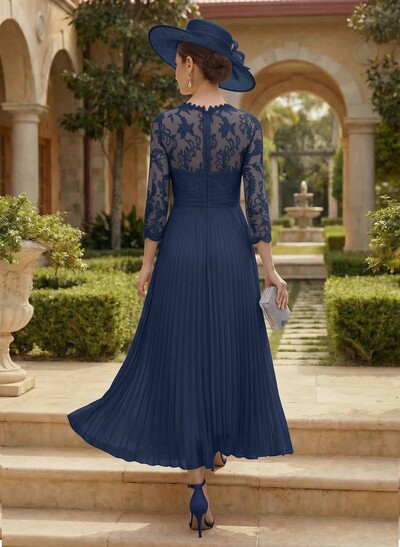 A-Line Scoop Neck Chiffon Mother Of The Bride Dresses With Lace/Pleated