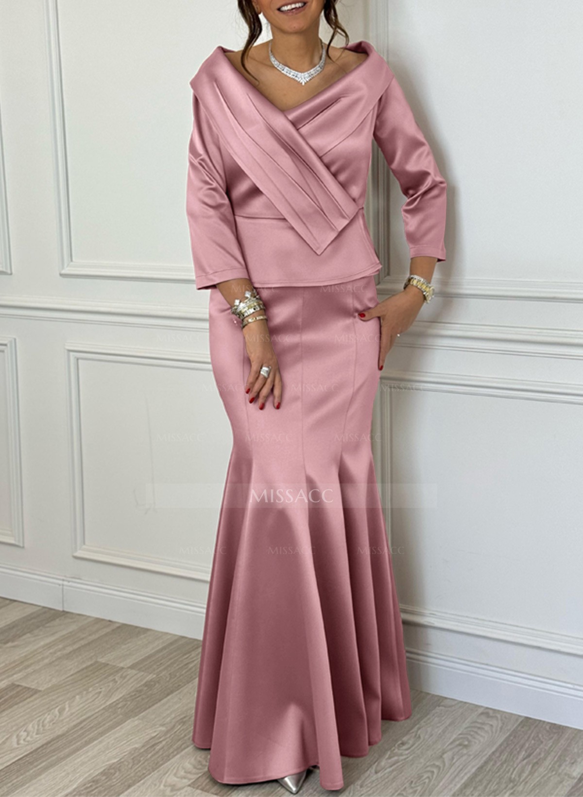 Trumpet/Mermaid V-Neck 3/4 Sleeves Floor-Length Satin Mother Of The Bride Dresses