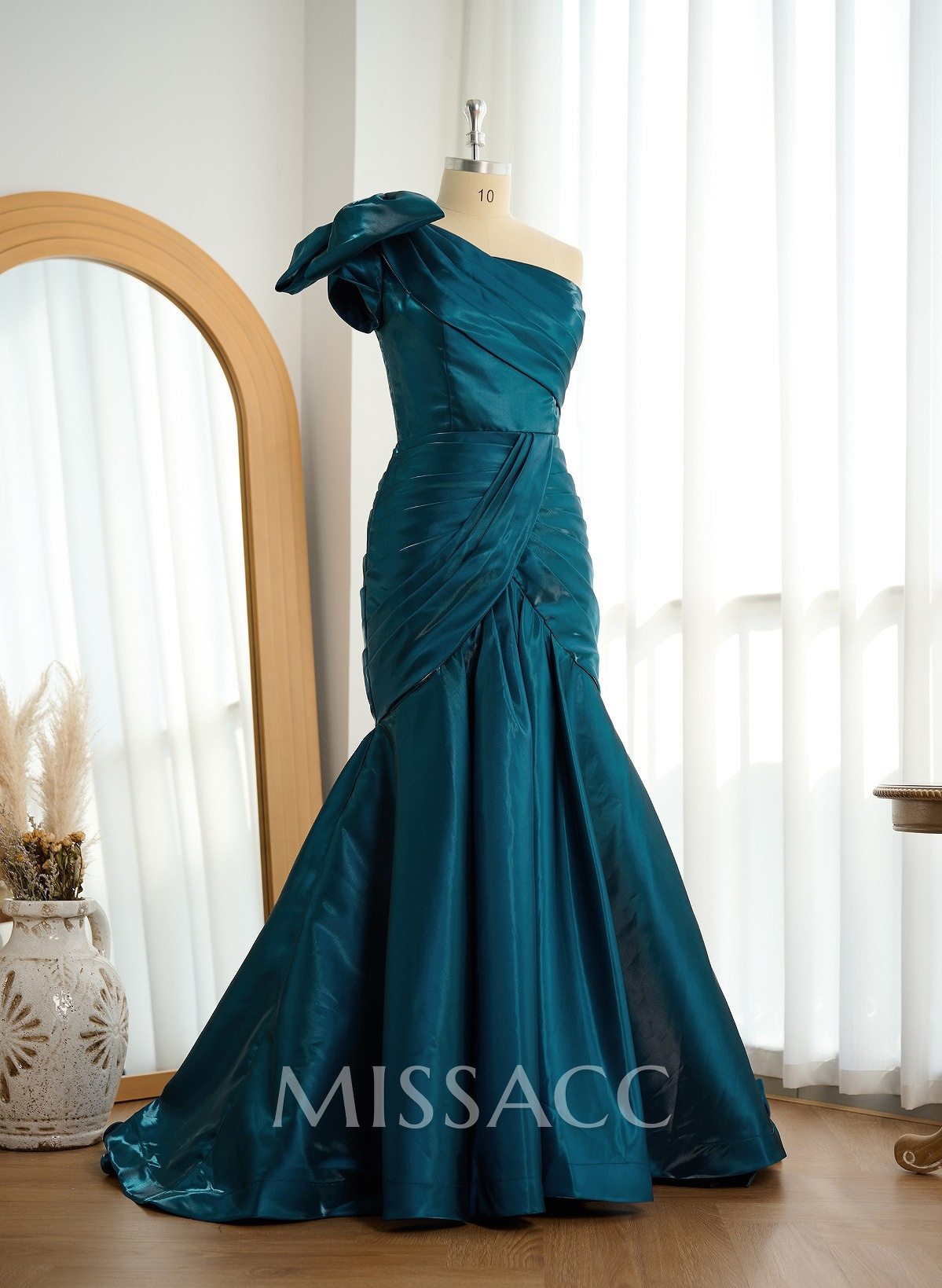 Trumpet/Mermaid One-Shoulder Satin Mother Of The Bride Dresses With Bow(s)