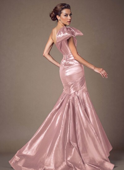 Trumpet/Mermaid One-Shoulder Satin Mother Of The Bride Dresses With Bow(s)