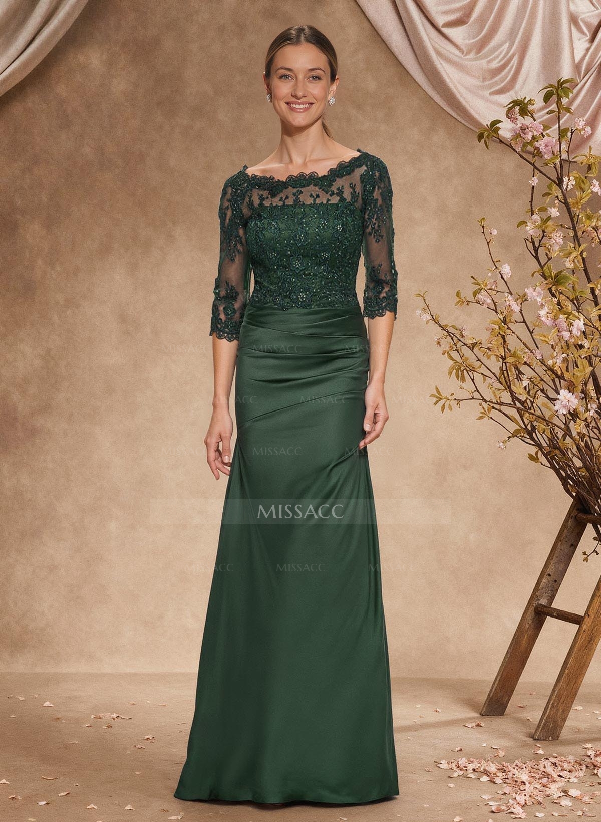 Sheath/Column Scoop Neck Silk Like Satin Mother Of The Bride Dresses With Lace