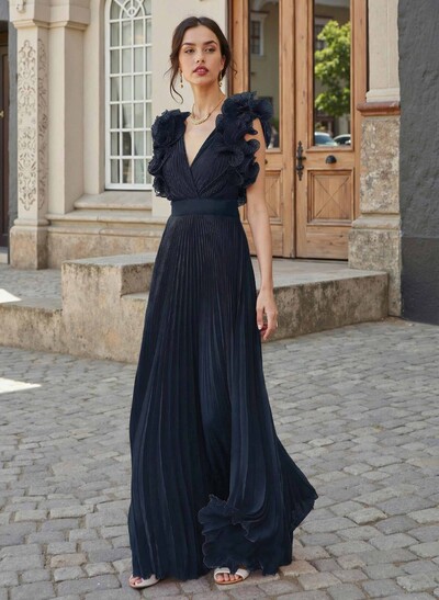 Sheath/Column V-Neck Sleeveless Chiffon Mother Of The Bride Dresses With Shoulder Ruffle