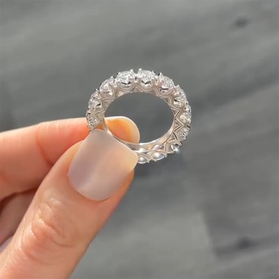 Elegant Round Cut 2PC Wedding Ring Set