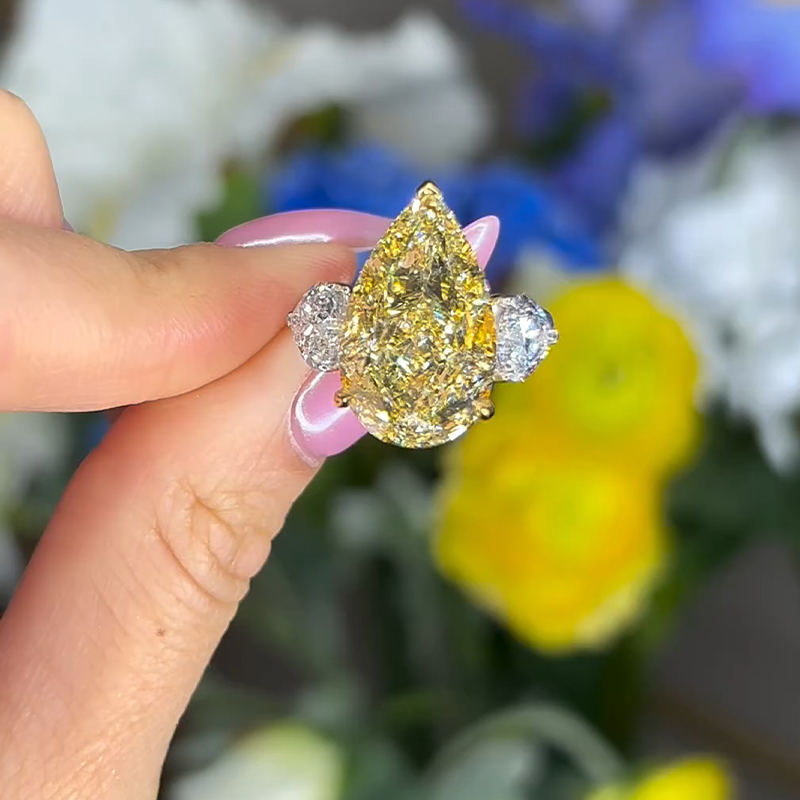 Stunning Pear Shape Yellow Diamond Ring