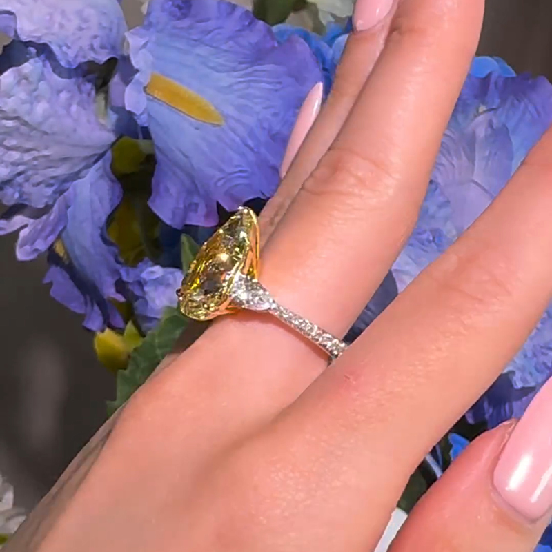 Stunning Pear Shape Yellow Diamond Ring