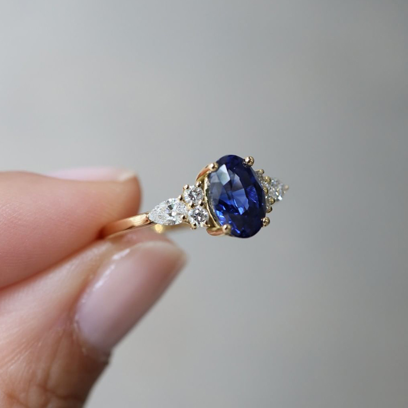 Oval Cut Blue Sapphire Engagement Ring For Women